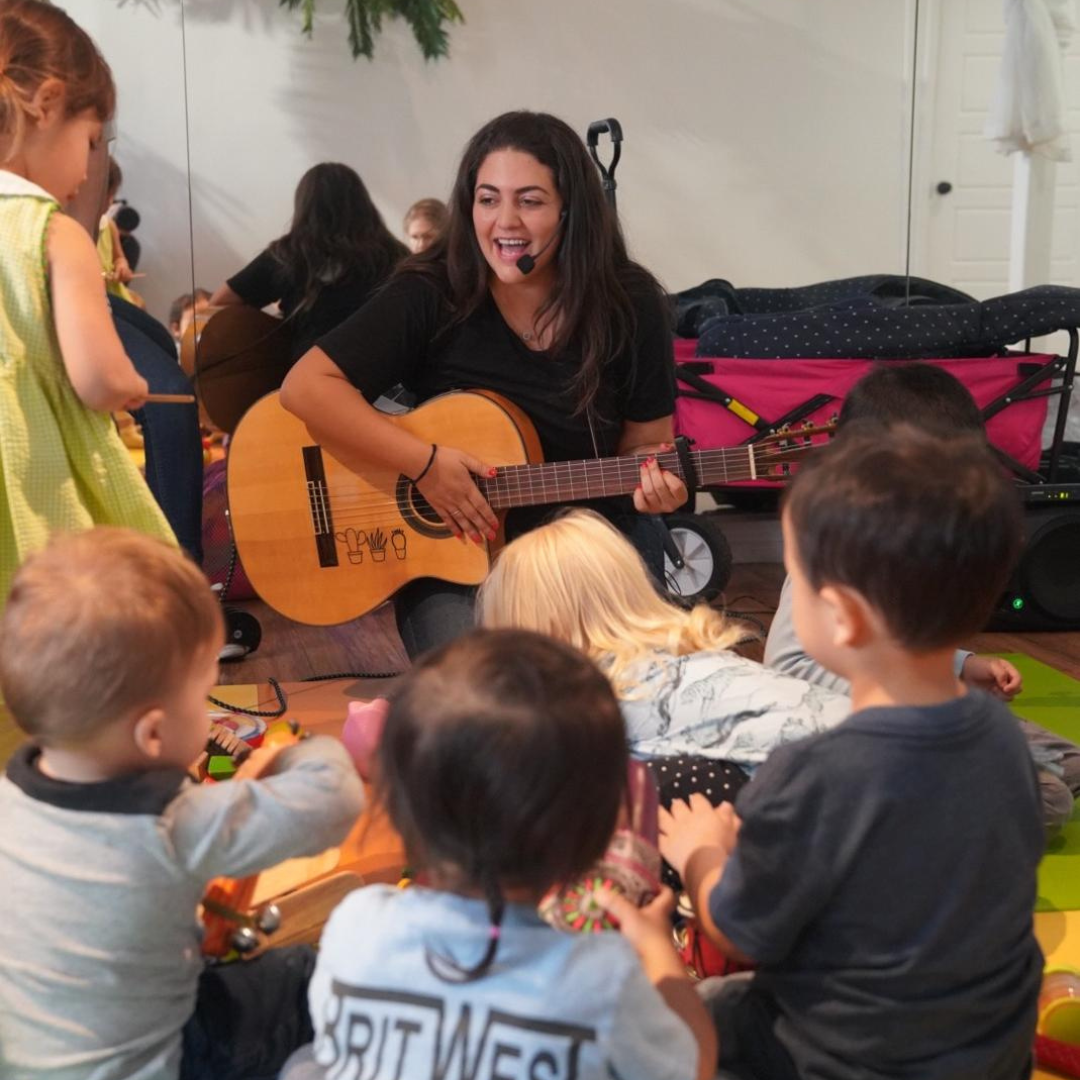 Bilingual Music Classes